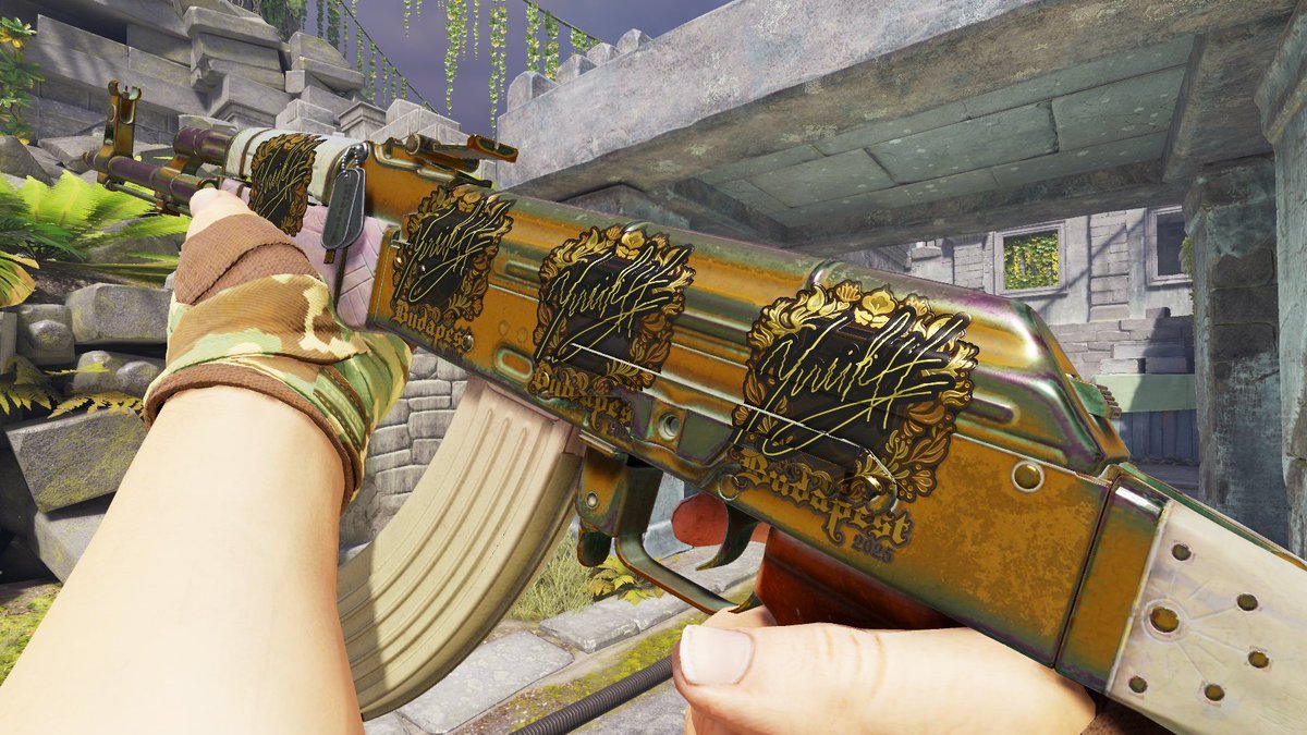 AK-47 Aphrodite Sticker Craft